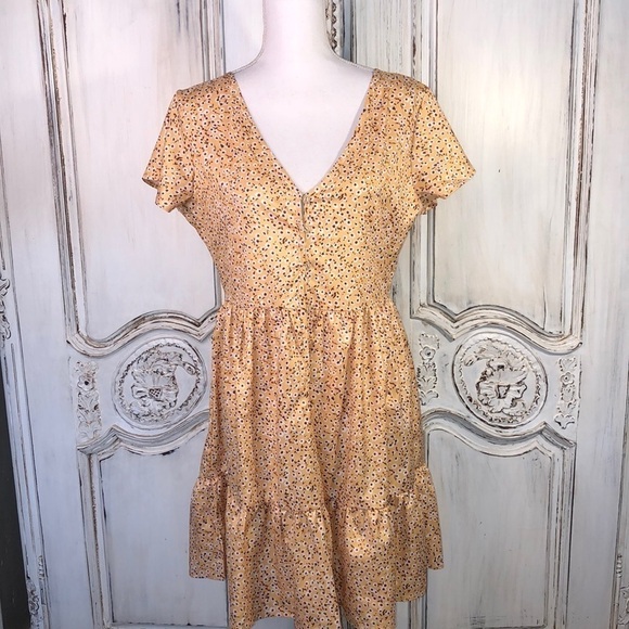 Babydoll Short Sleeve V Neck Gathered at Waist Yellow and Red Dress Size Med. - Picture 1 of 8